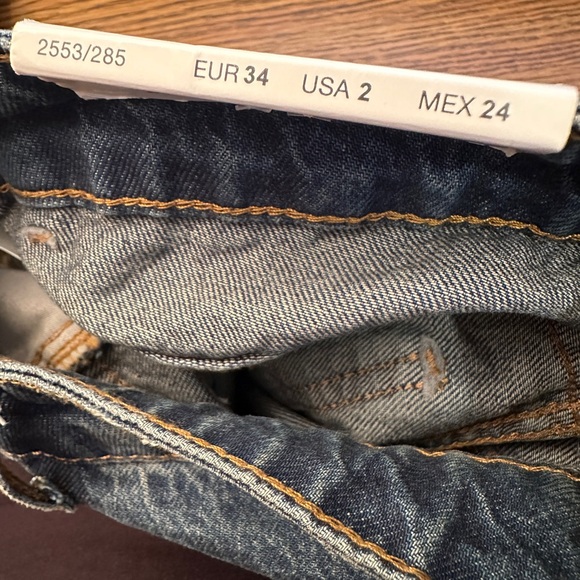 ZARA Signature Denim High Rise Panelled Jean, Size 2 - Picture 6 of 6